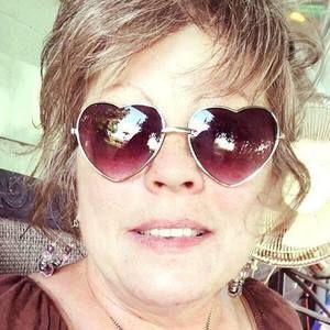 Meet your Posher, Kelli